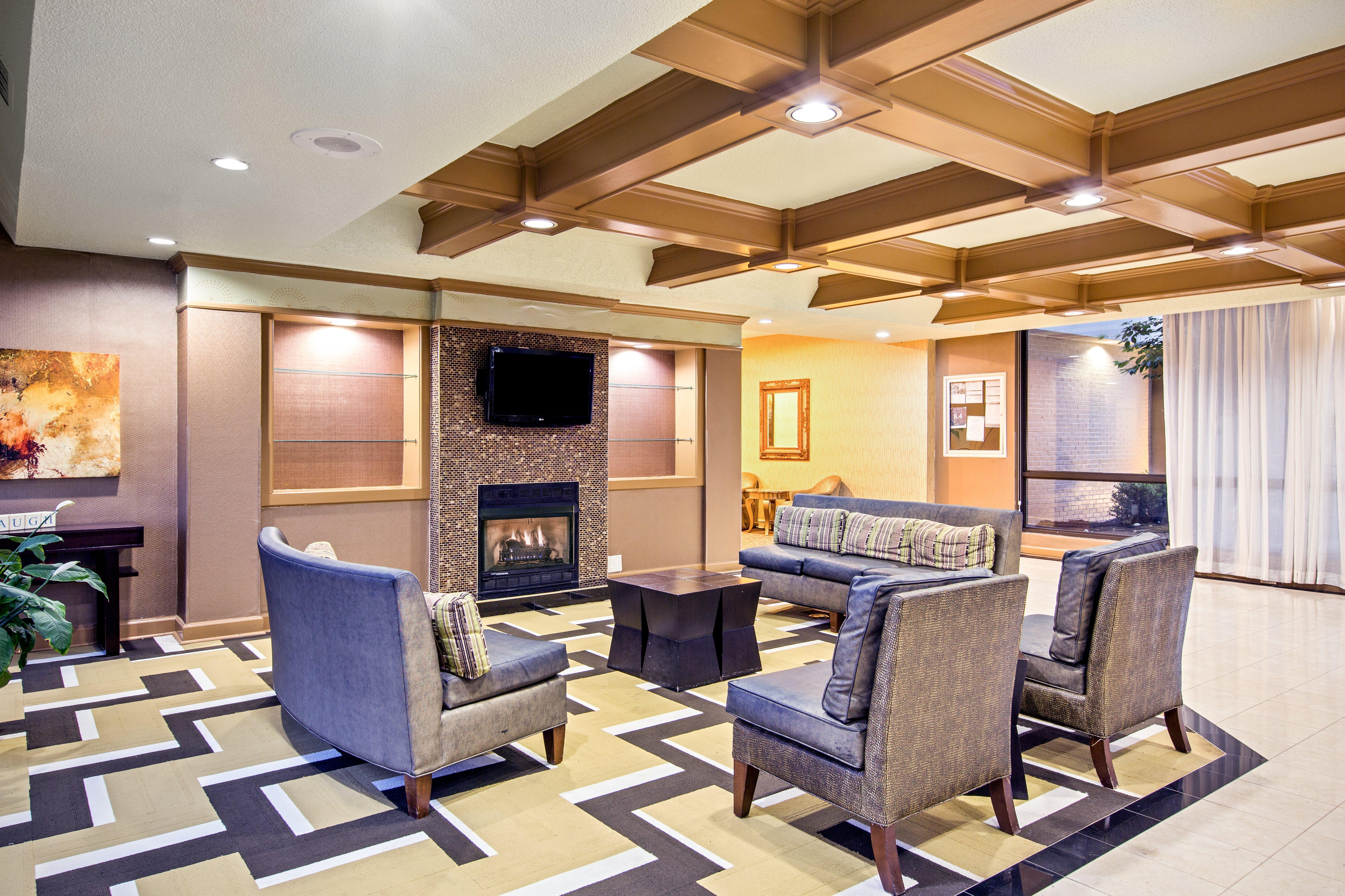 Holiday Inn Roanoke - Tanglewood Route 419 & I 581 By Ihg Exterior foto