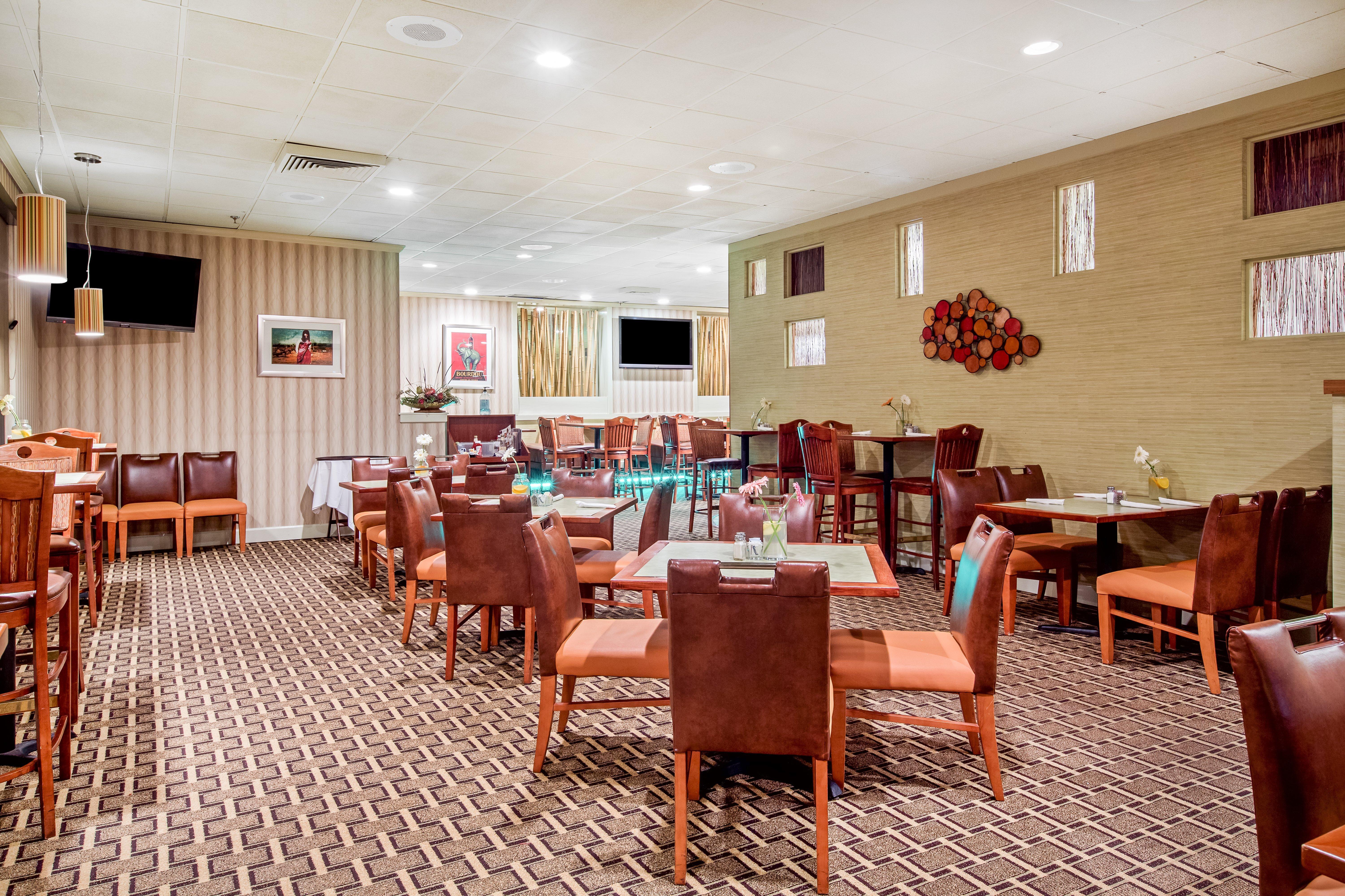 Holiday Inn Roanoke - Tanglewood Route 419 & I 581 By Ihg Exterior foto