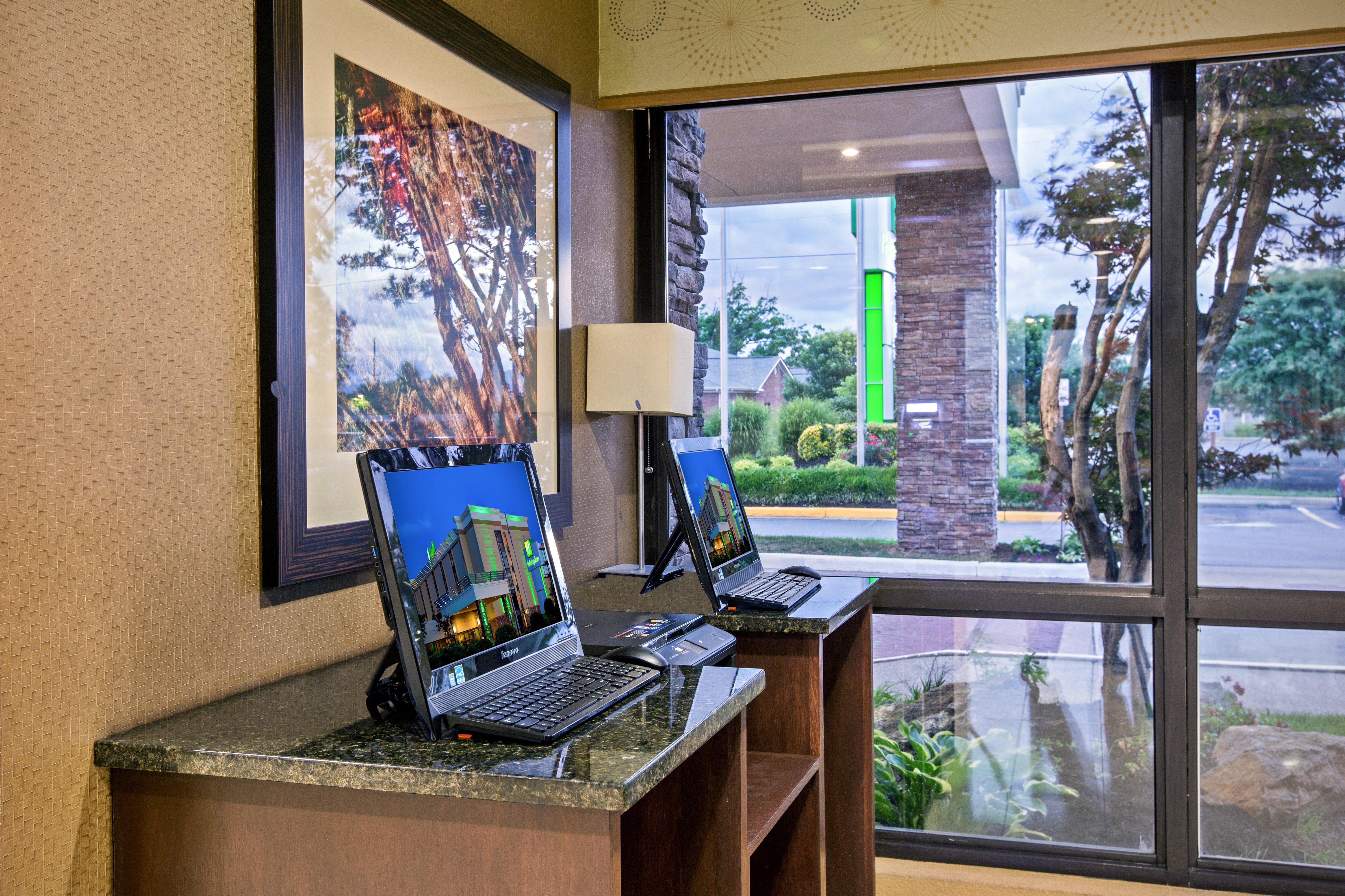 Holiday Inn Roanoke - Tanglewood Route 419 & I 581 By Ihg Exterior foto