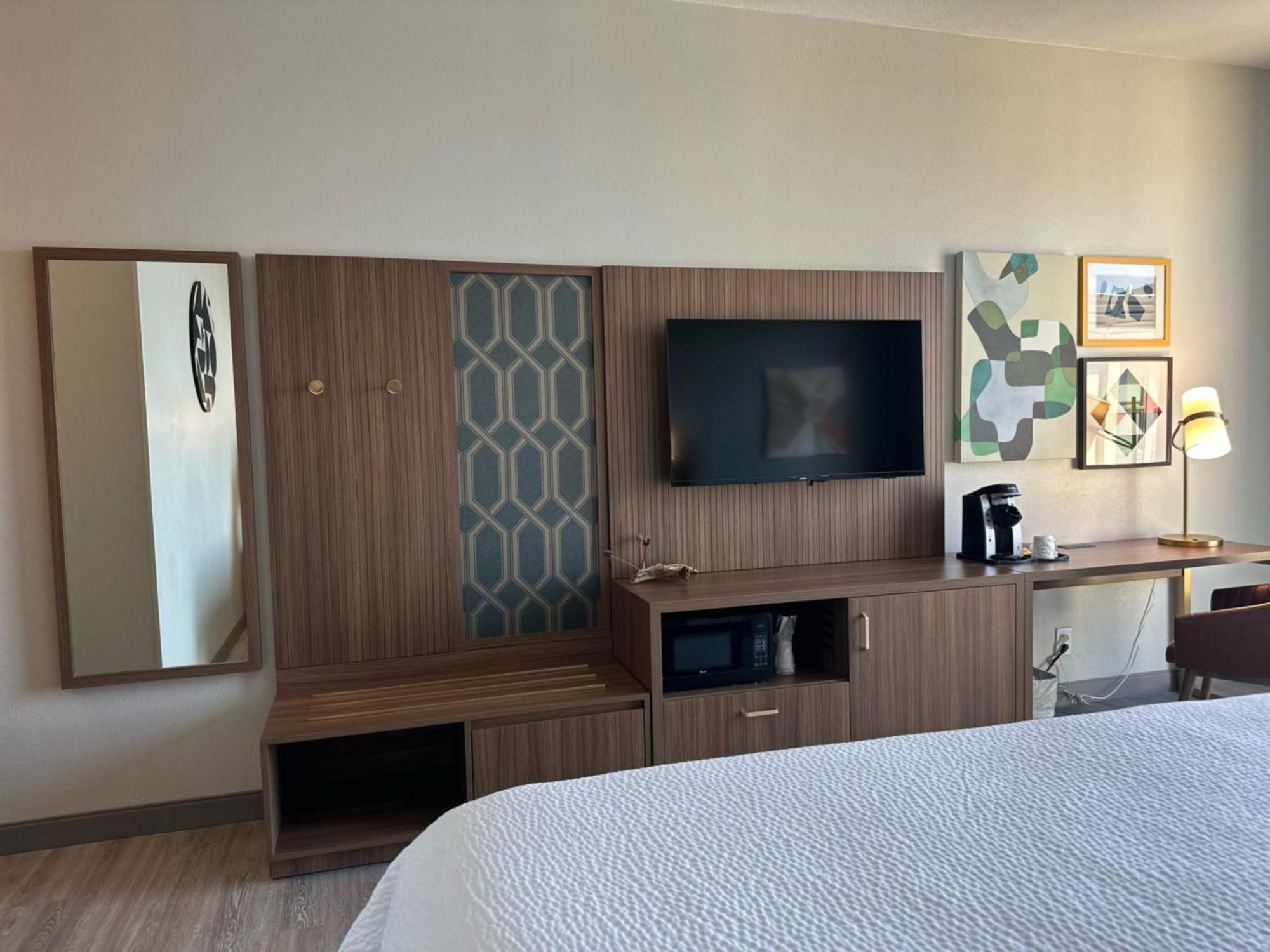 Holiday Inn Roanoke - Tanglewood Route 419 & I 581 By Ihg Exterior foto
